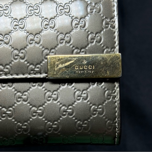 🩶GUCCI Metallic Gray Patent Microguccissima Wallet, Italy🩶 - Picture 5 of 14